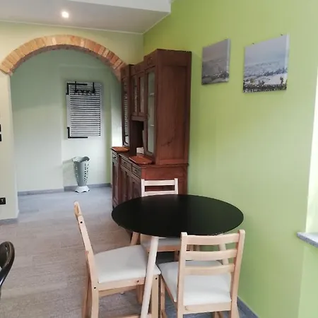 A Cà Ed Franca E Giaco Affittacamere La Morra